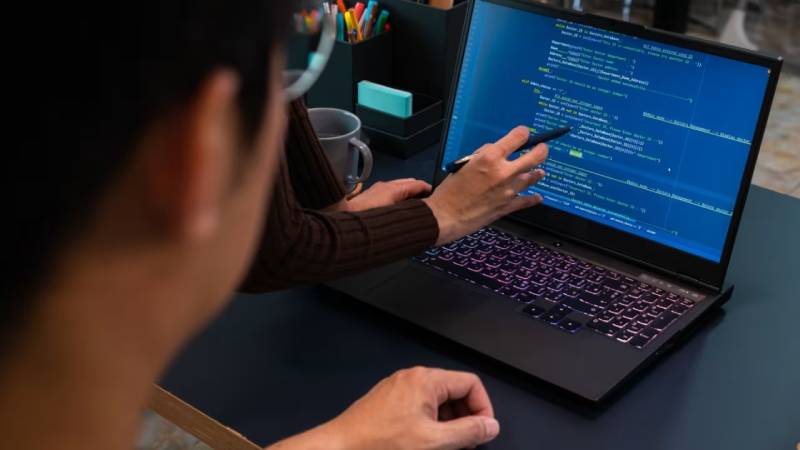 乌兰察布工业软件定制开发:破局传统制造数字化转型的“精准钥匙”